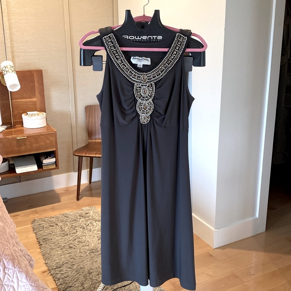 Knee Length Sleeveless Dress